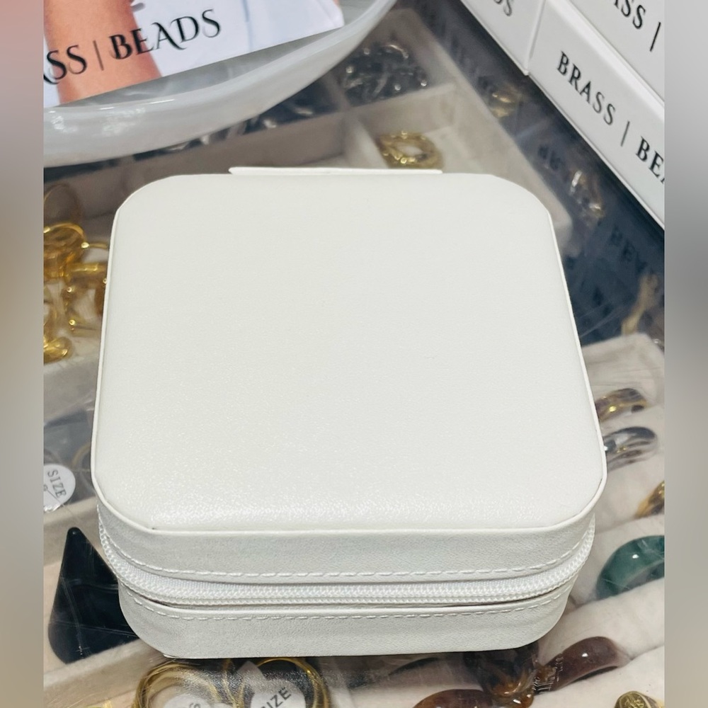 Compact Travel Jewelry Box Case - Cream - Picture 3 of 4